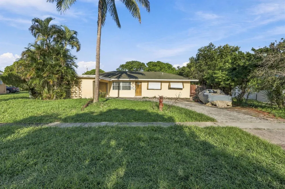 430 Ware Drive West Palm Beach, FL 33409