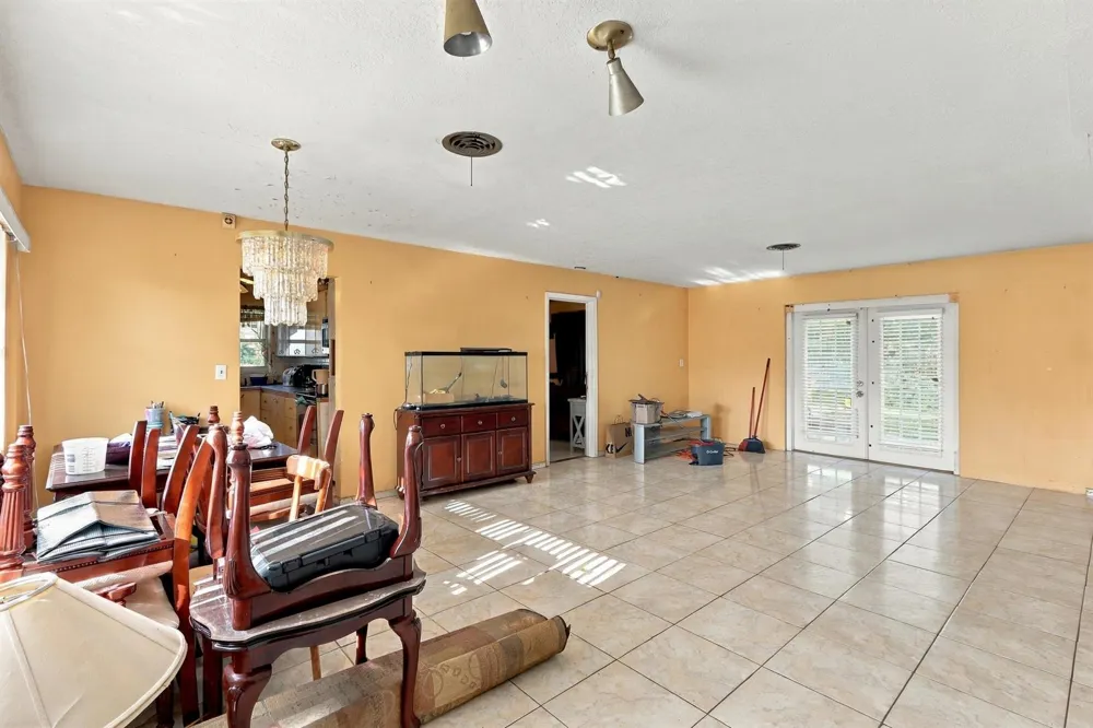 430 Ware Drive West Palm Beach, FL 33409