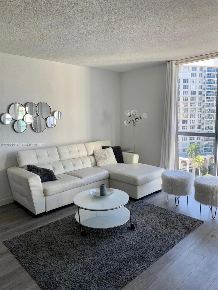 3901 S Ocean Dr #10W Hollywood, FL 33019