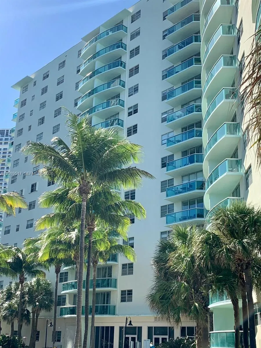 3901 S Ocean Dr #10W Hollywood, FL 33019