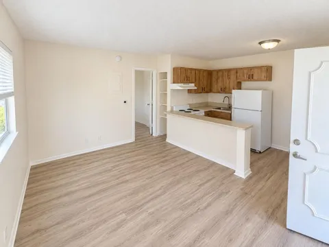5156 NE 6TH AVENUE #222