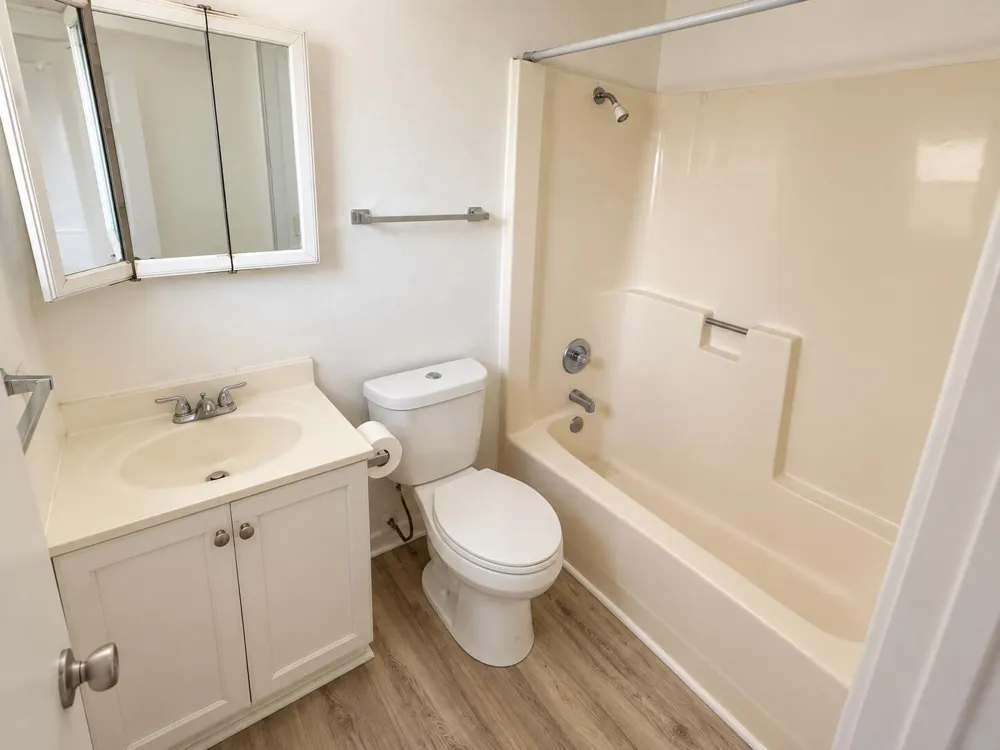 5156 NE 6TH AVENUE #222 Oakland Park, FL 33334