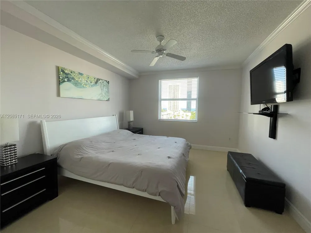 17100 Bay Rd #1816 Sunny Isles Beach, FL 33160