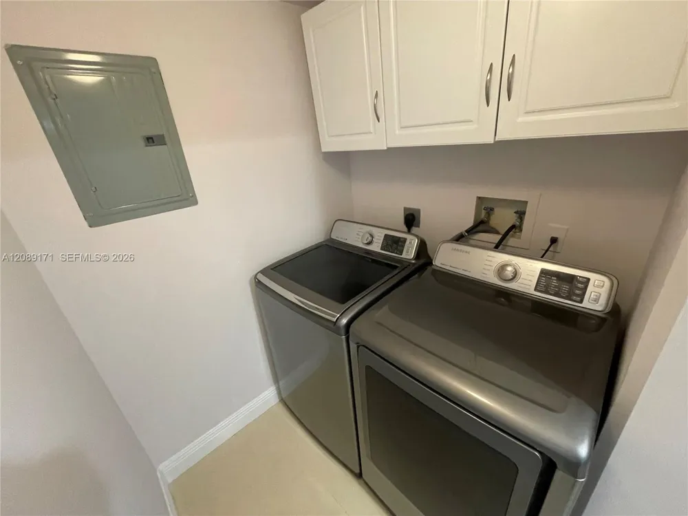 17100 Bay Rd #1816 Sunny Isles Beach, FL 33160