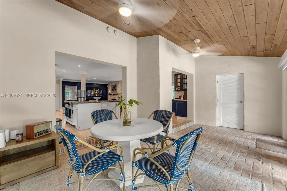 629 Altara Ave Coral Gables, FL 33146