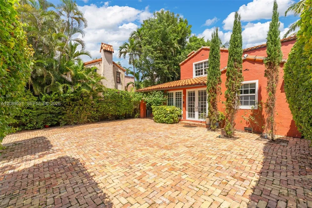 629 Altara Ave Coral Gables, FL 33146