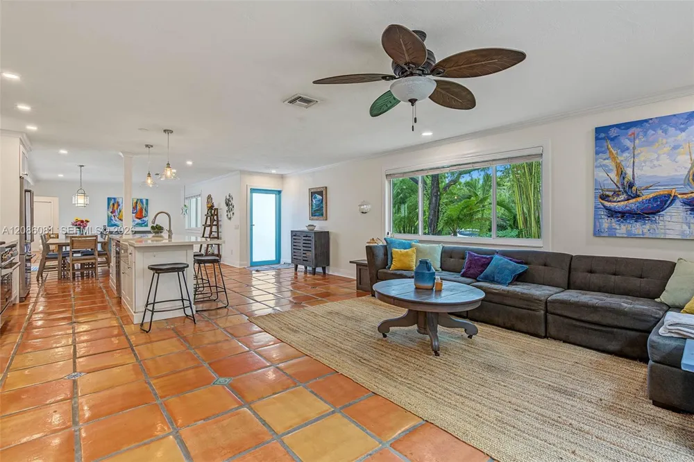 18740 SW 86th Ave Cutler Bay, FL 33157