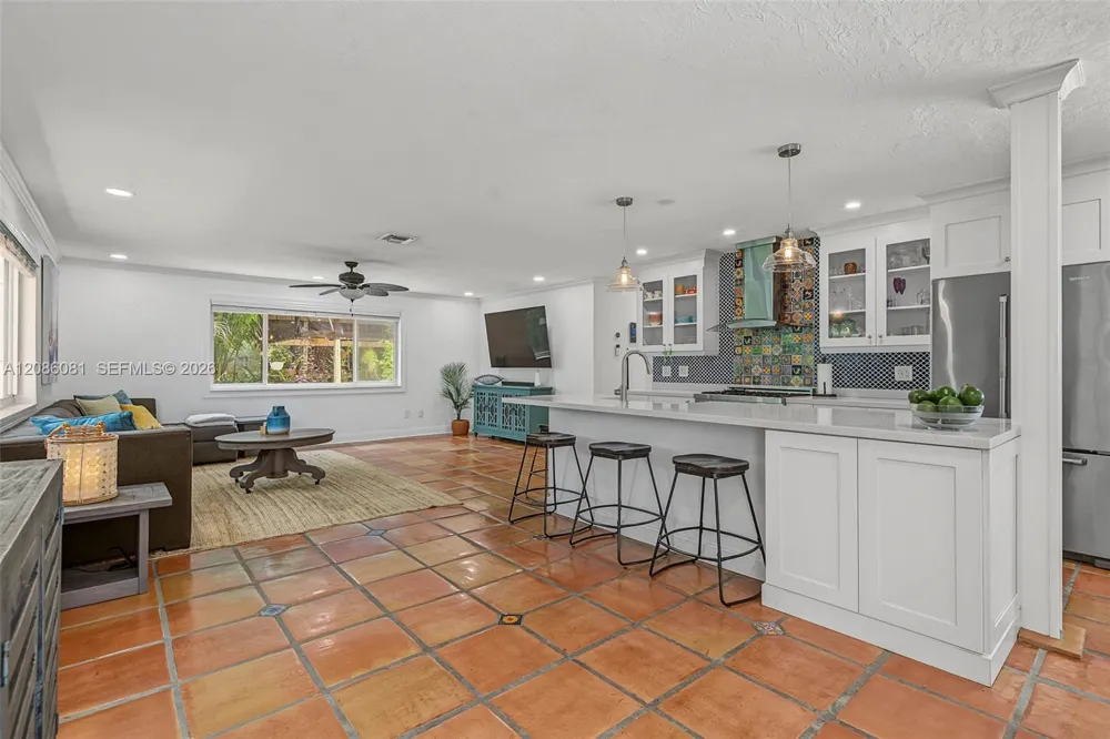 18740 SW 86th Ave Cutler Bay, FL 33157