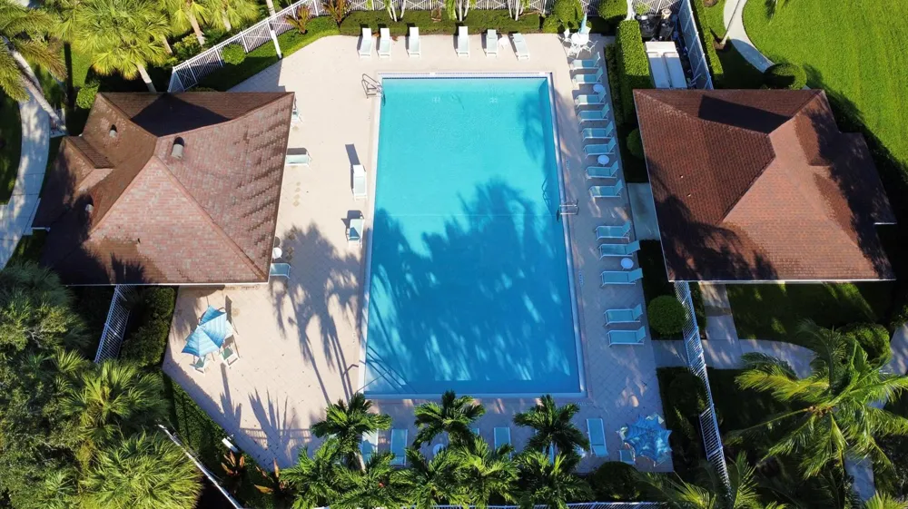 2913 E Community Drive Jupiter, FL 33458
