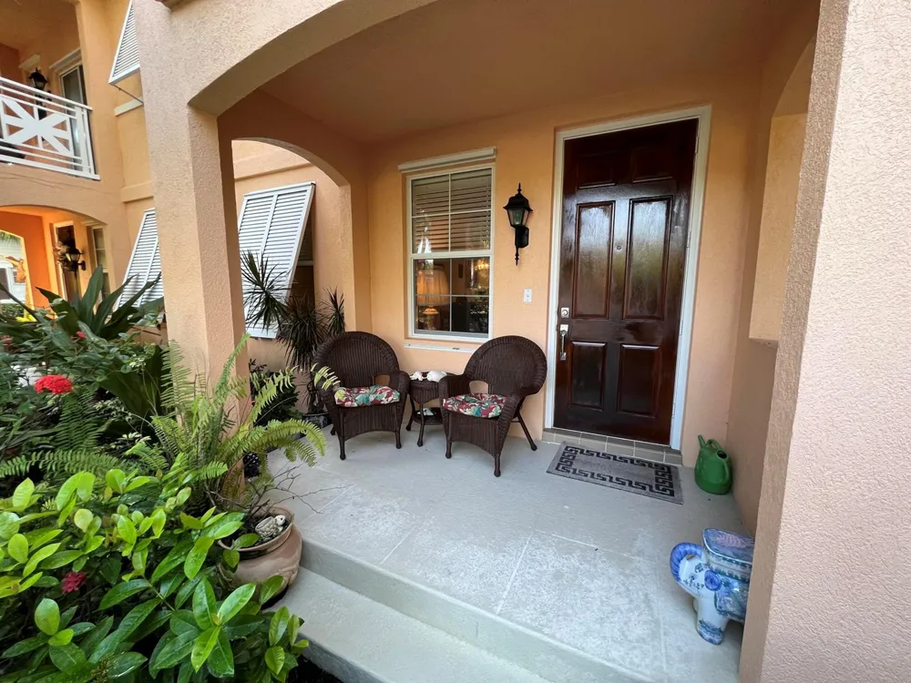 2913 E Community Drive Jupiter, FL 33458