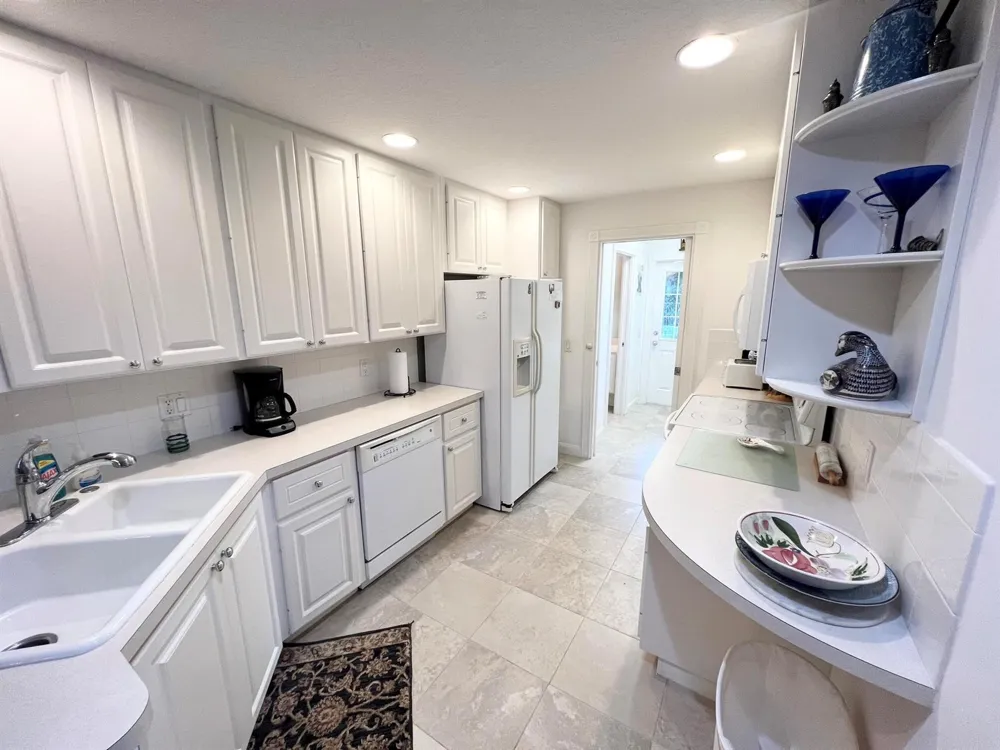 2913 E Community Drive Jupiter, FL 33458