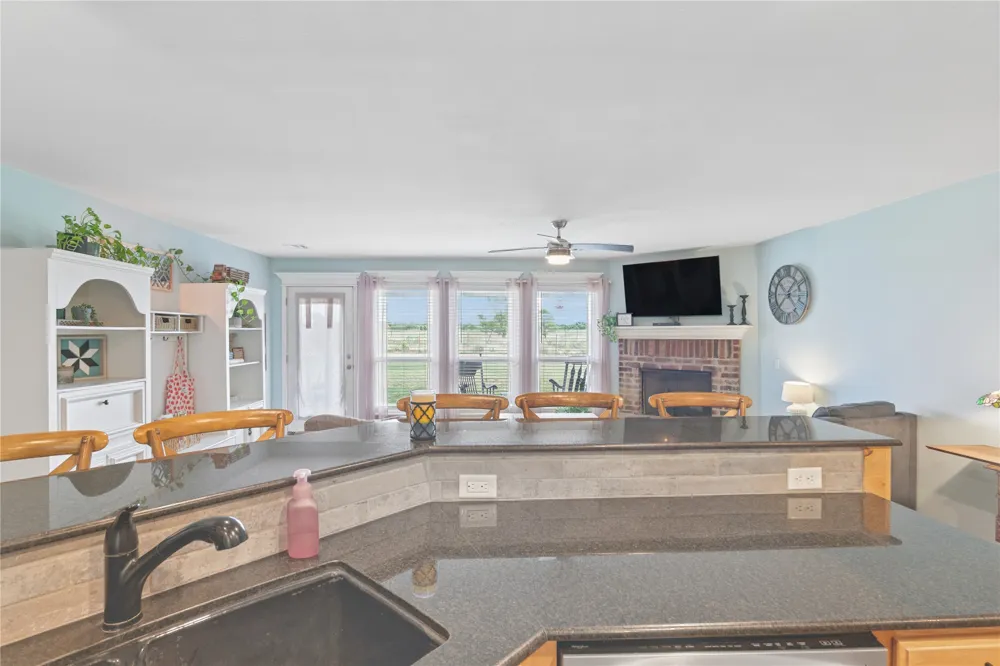 394951 W 3900 ROAD Skiatook, OK 74070