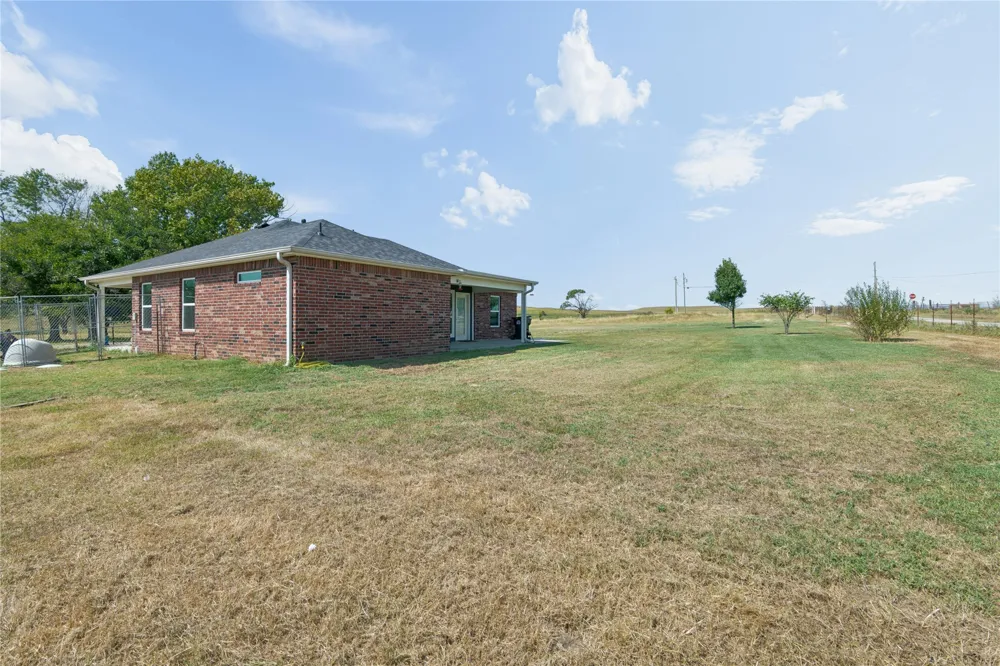 394951 W 3900 ROAD Skiatook, OK 74070