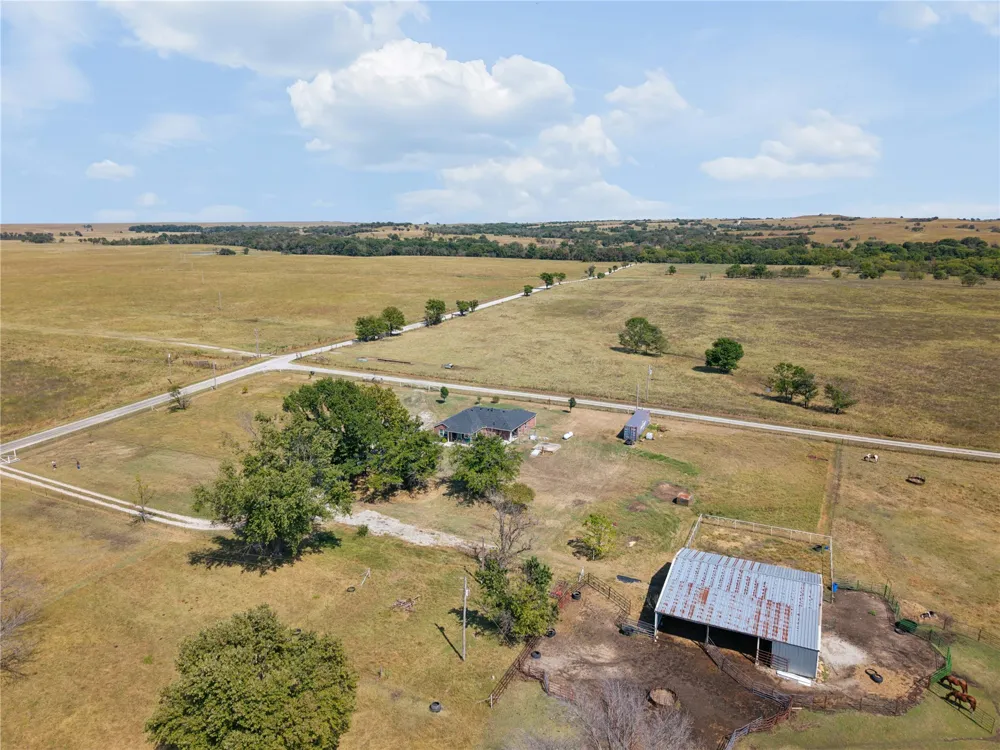 394951 W 3900 ROAD Skiatook, OK 74070