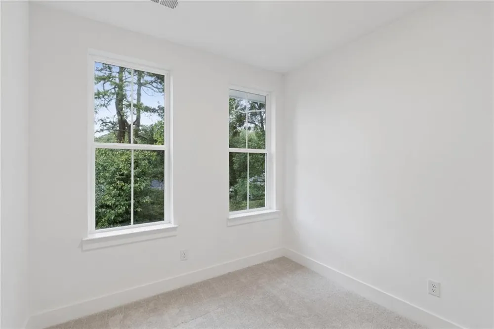 642 Memphis Drive Scottdale, GA 30079