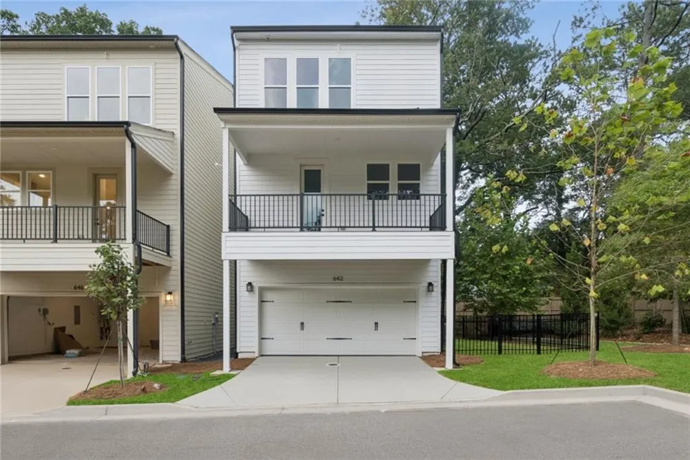 642 Memphis Drive Scottdale, GA 30079