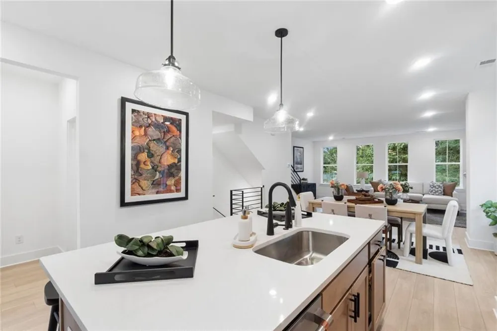 642 Memphis Drive Scottdale, GA 30079