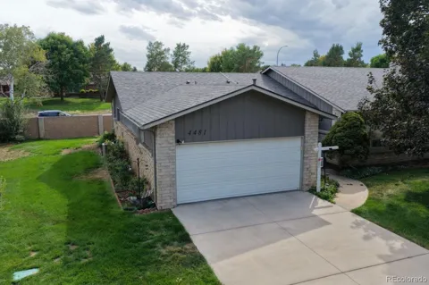 4481 W Pioneer Drive
