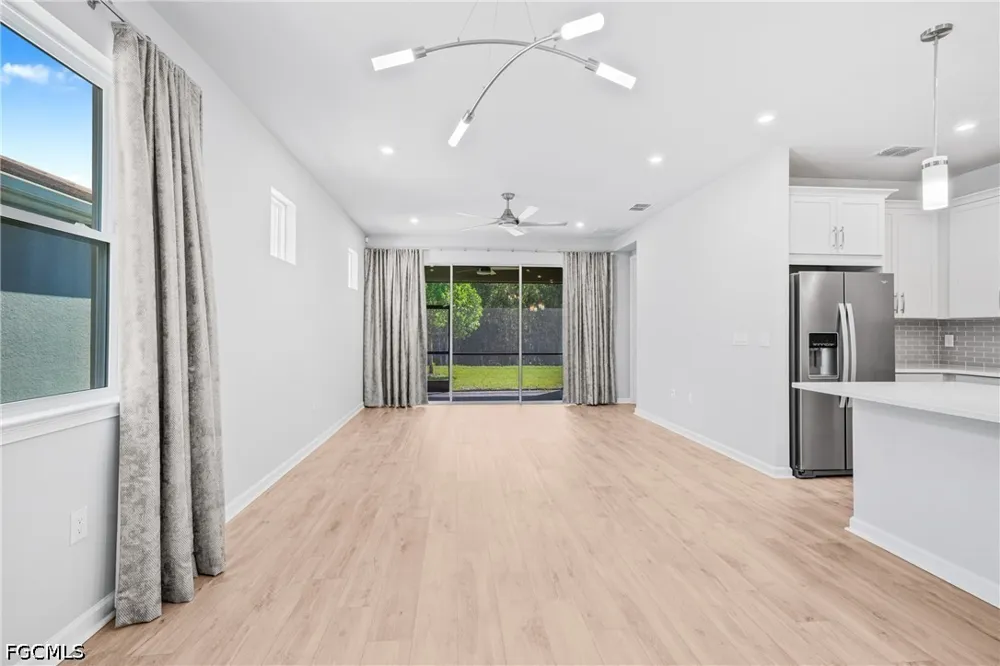 Bonavie Cove Drive Fort Myers, FL 33966