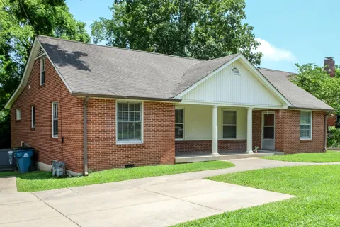 1134 Woodvale Dr