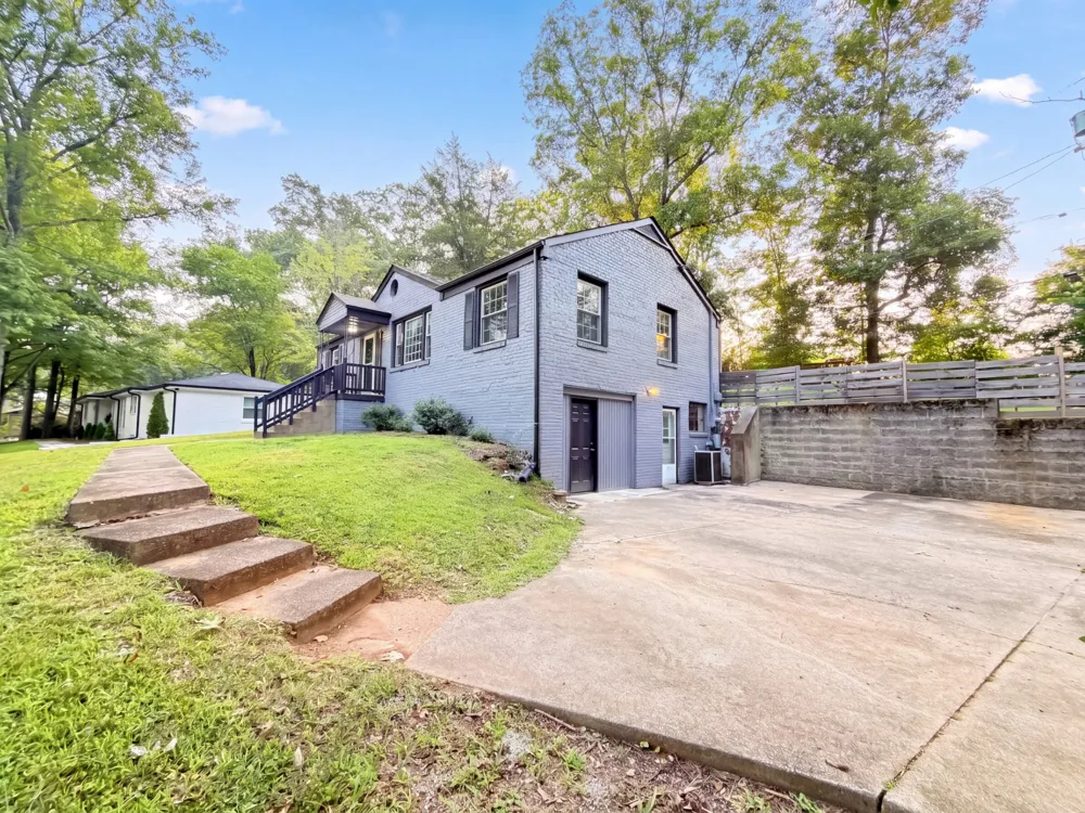 1223 Beverly Hills Dr Clarksville, TN 37040