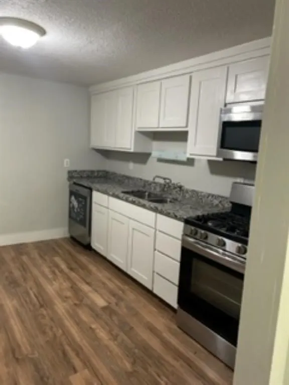 611 E 10th Street Bonham, TX 75418