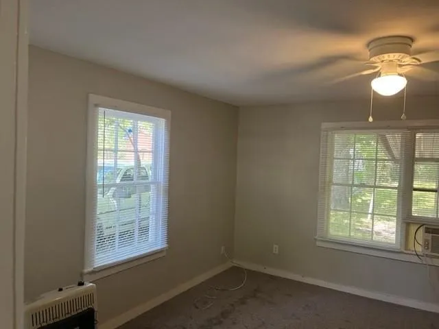 611 E 10th Street Bonham, TX 75418