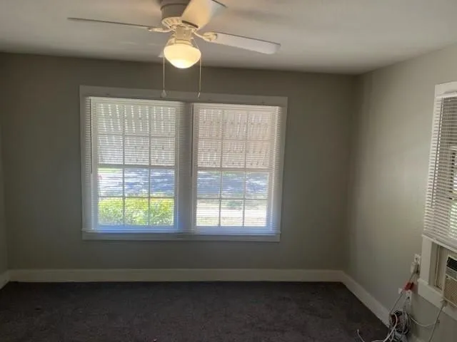 611 E 10th Street Bonham, TX 75418