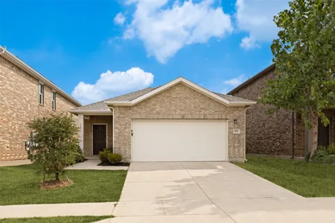 421 Covington Cove