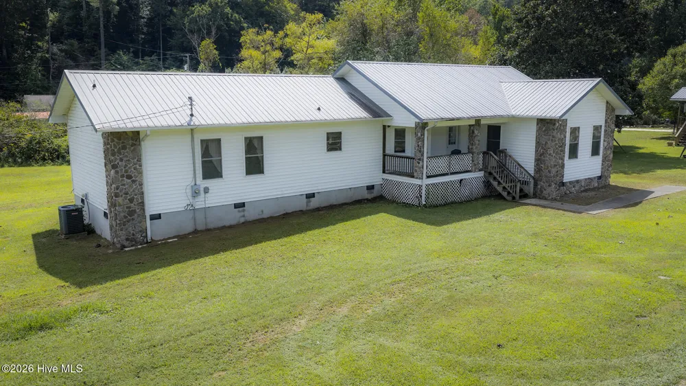 114 Fletcher Hooper Road Robbinsville, NC 28771