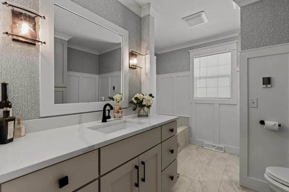 1861 Pine Grove Drive Jenison, MI 49428