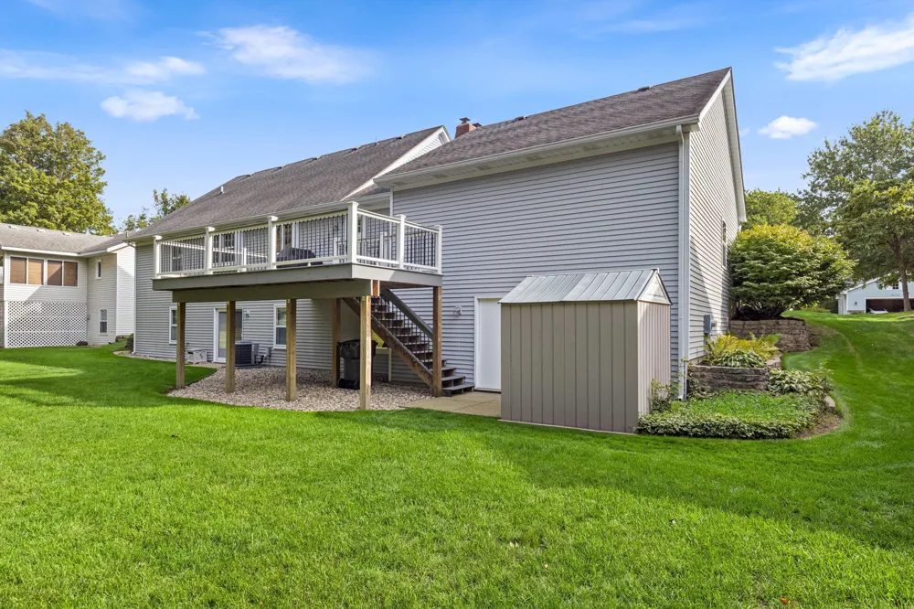 1861 Pine Grove Drive Jenison, MI 49428