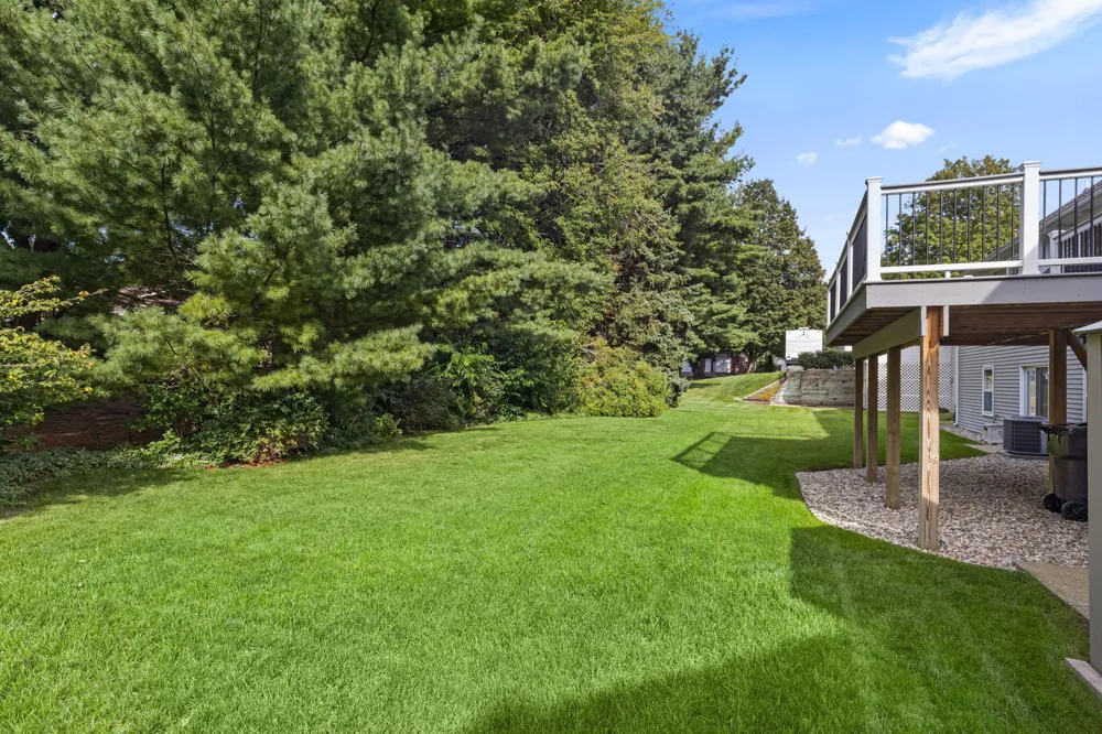 1861 Pine Grove Drive Jenison, MI 49428