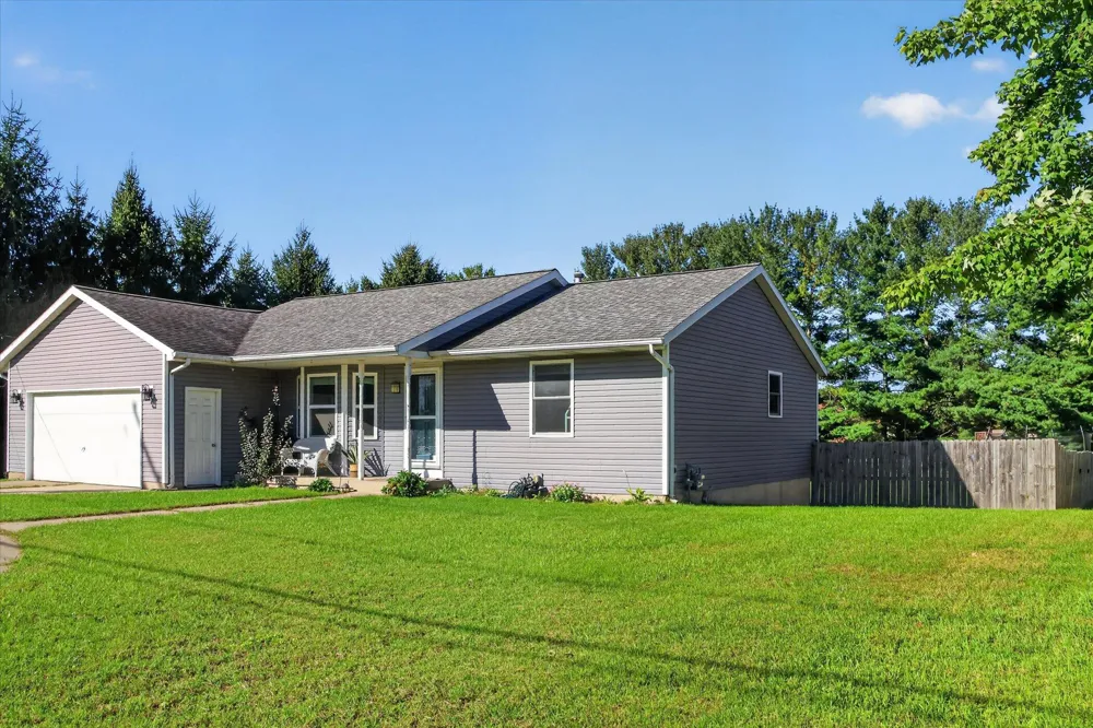 6703 28th Avenue Georgetown Charter Township, MI 49426