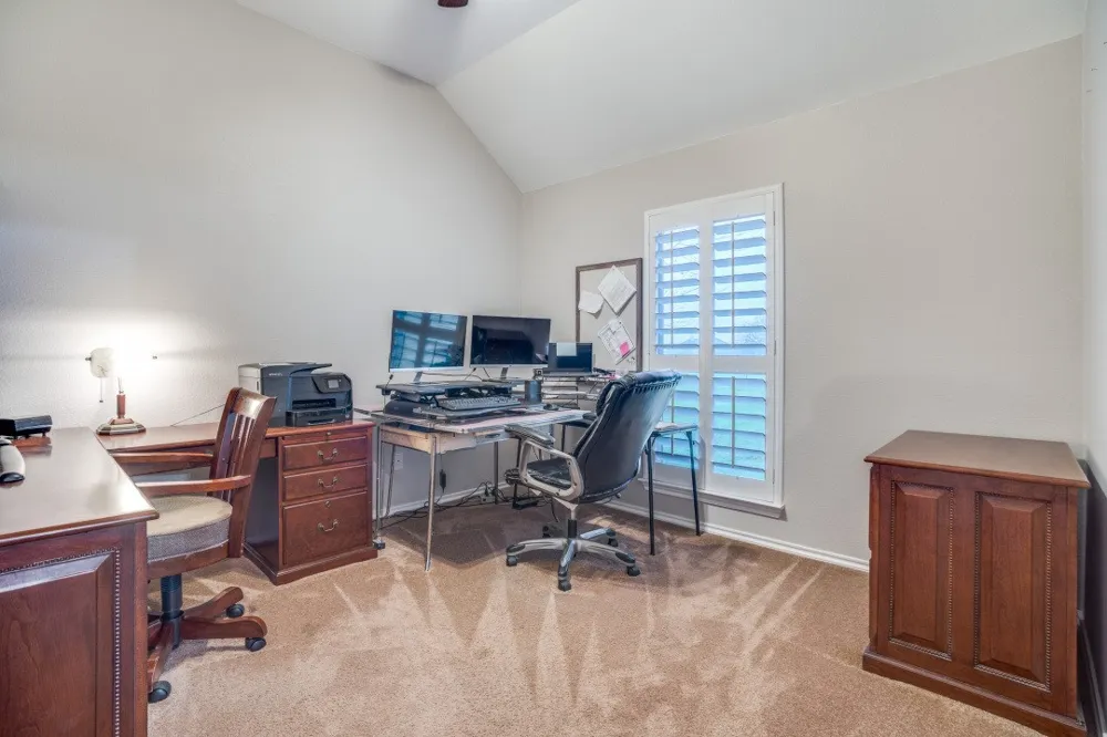 108 High Meadows Court Decatur, TX 76234