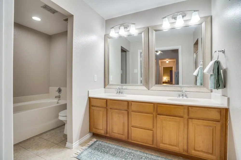 108 High Meadows Court Decatur, TX 76234