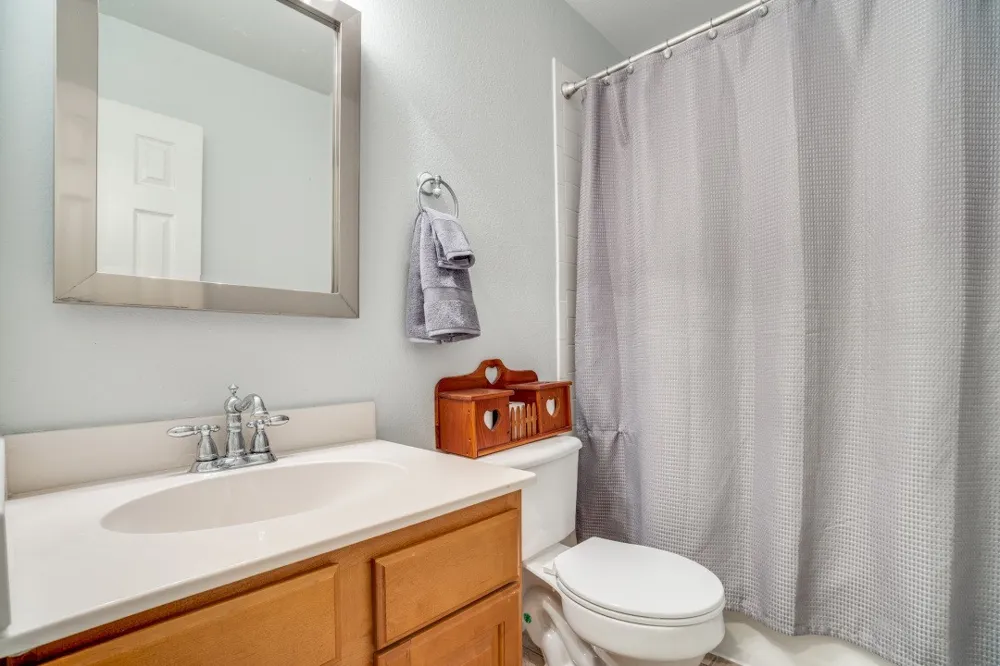 108 High Meadows Court Decatur, TX 76234