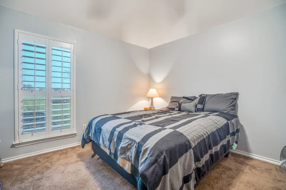 108 High Meadows Court Decatur, TX 76234