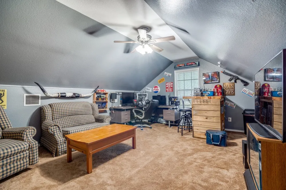 108 High Meadows Court Decatur, TX 76234