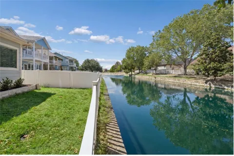 1221 Spanish Moss Drive