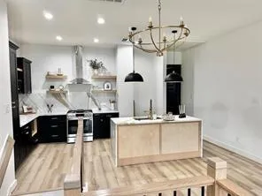 308 E 36th Street Houston, TX 77018