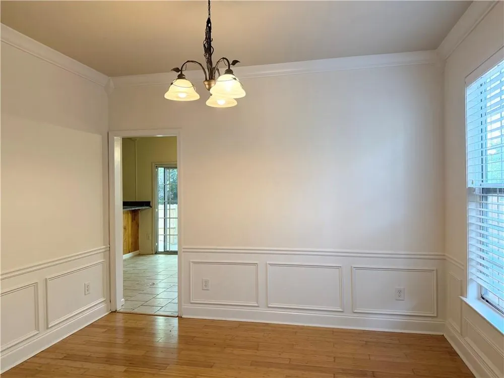 6460 Whirlaway Drive Cumming, GA 30040