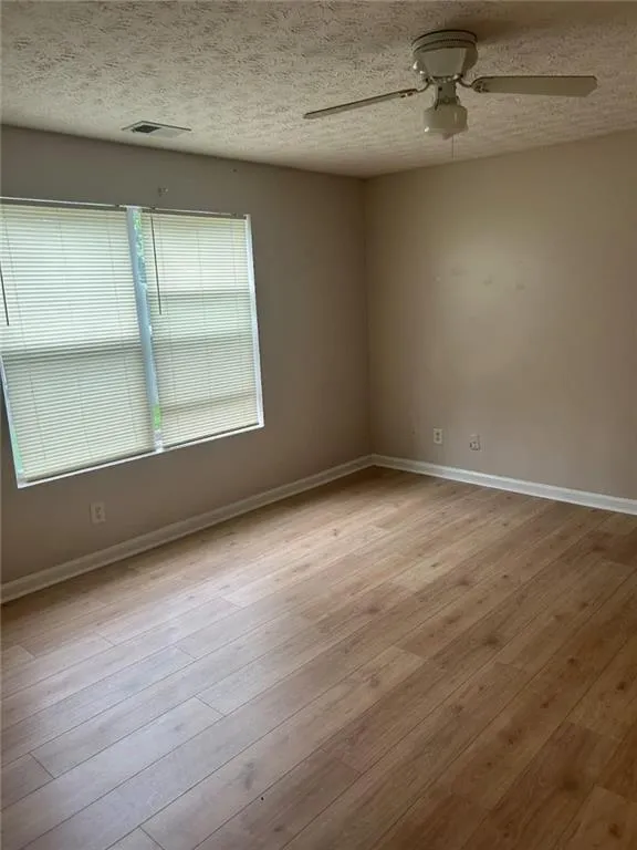 3101 Par Three Way Lithonia, GA 30038