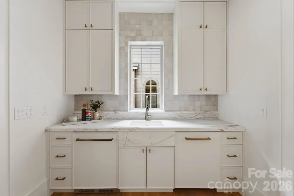110 Hunter Lane Charlotte, NC 28211