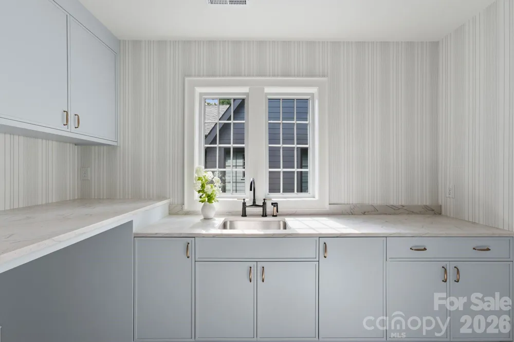 110 Hunter Lane Charlotte, NC 28211
