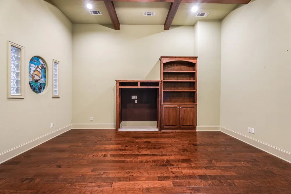 9520 Nutcracker Court Granbury, TX 76049