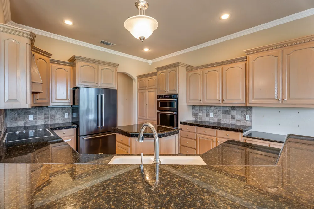 9520 Nutcracker Court Granbury, TX 76049