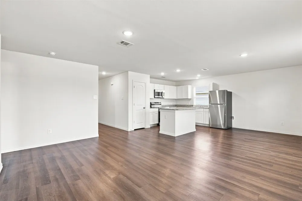413 E Hull Street Denison, TX 75020