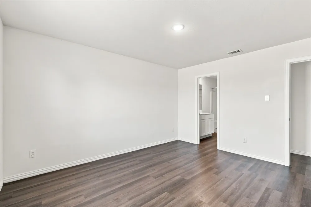 413 E Hull Street Denison, TX 75020