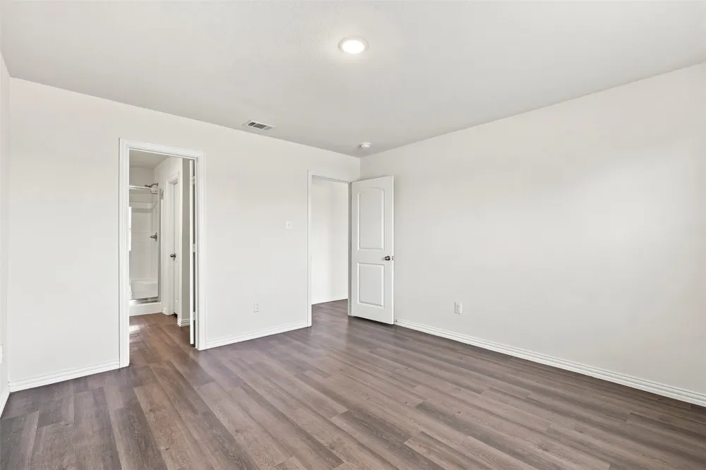 413 E Hull Street Denison, TX 75020